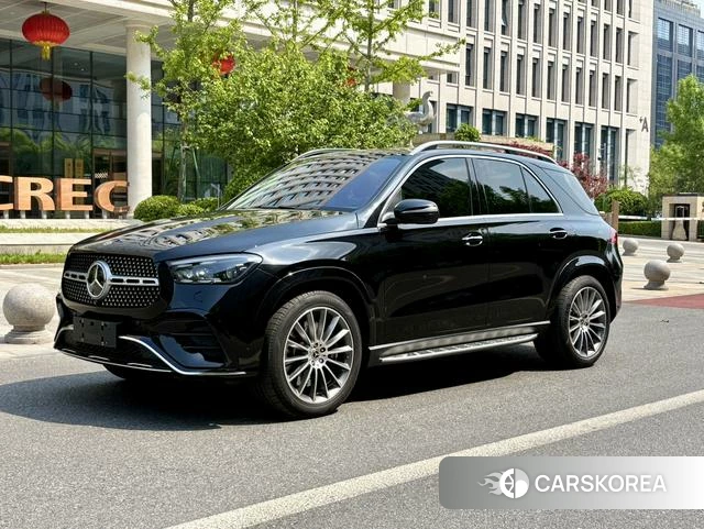 Mercedes-Benz GLE 2023 Черный из Китая, фото 5