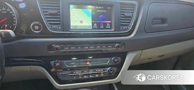 Kia The New Carnival 2018 Белый из Кореи, фото 5