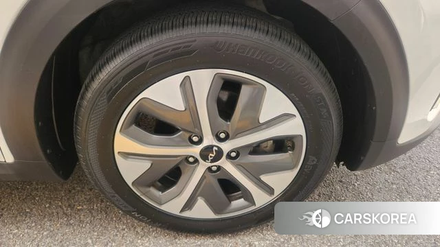 Kia Niro Plus id 4991096 из Кореи 12