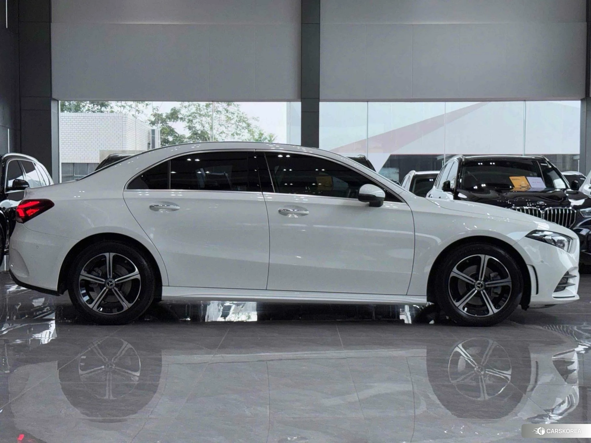 Mercedes-Benz A-Class 2022 Белый из Китая, фото 5
