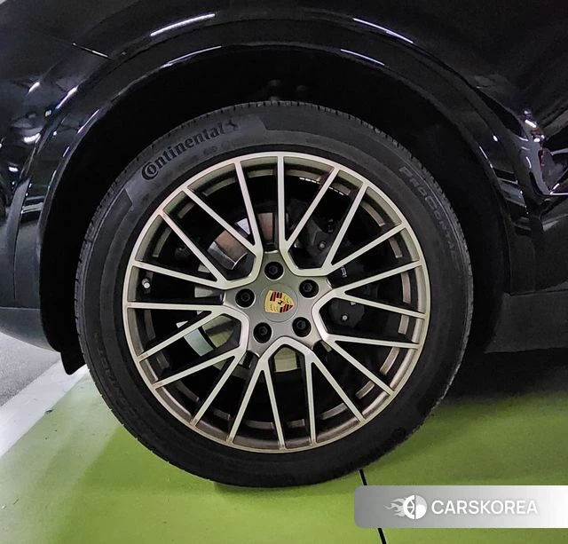 Porsche Cayenne (PO536) 2023 Черный из Кореи, фото 5