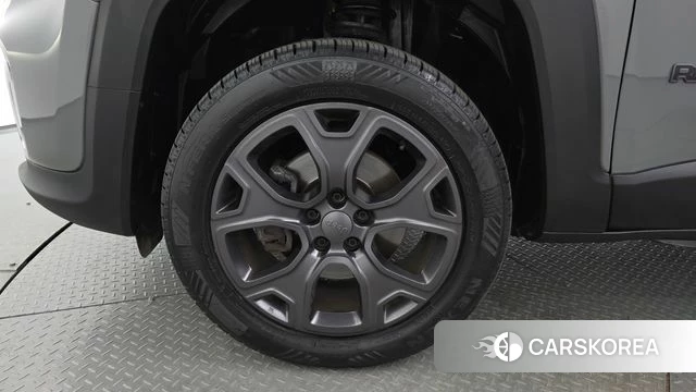 Jeep Renegade id 4992090 из Кореи 37