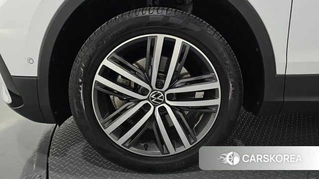 Volkswagen Tiguan Allspace id 4941683 из Кореи 31