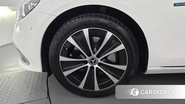 Mercedes-Benz E-Class W213 id 4917873 из Кореи 31