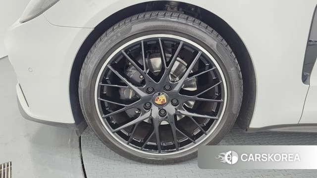 Porsche Panamera (971) id 5012823 из Кореи 29