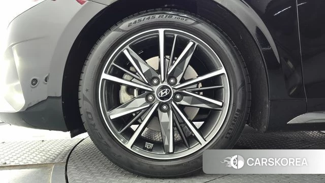 Hyundai The New Grandeur IG id 4701936 из Кореи 31