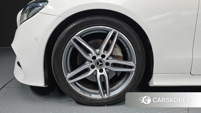Mercedes-Benz E-Class W213 id 4953018 из Кореи 27
