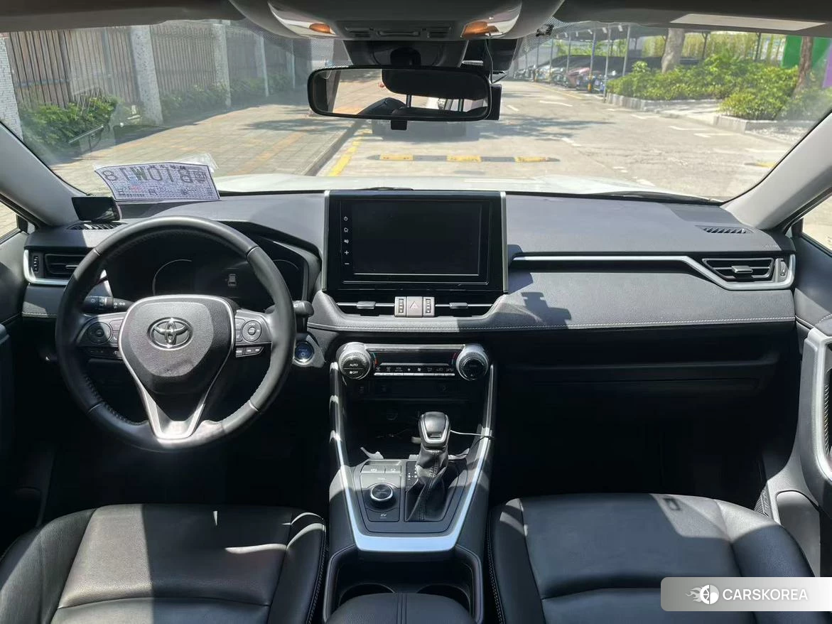 Toyota RAV4 2021 Белый из Китая, фото 5