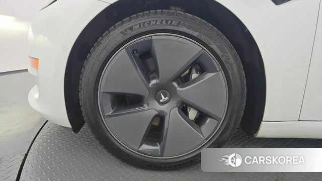 Tesla Model 3 id 4936772 из Кореи 26