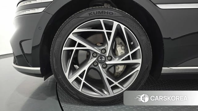 Genesis G90 (RS4) id 4922499 из Кореи 34