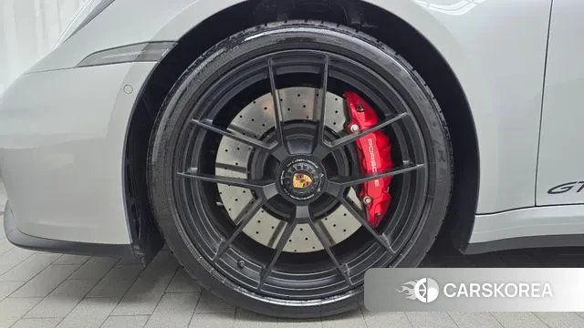 Porsche 911(992) id 3393584 из Кореи 15