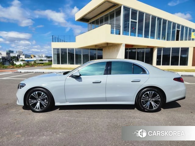 Mercedes-Benz E-Class W214 id 4950051 из Кореи 15