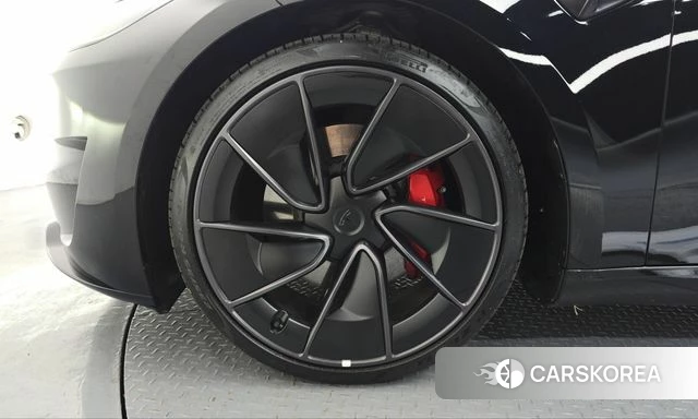Tesla Model 3 id 5011439 из Кореи 27