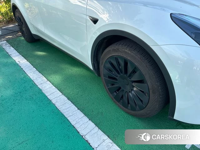 Tesla Model Y 2024 Белый из Кореи, фото 5