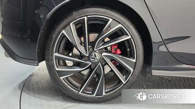 Volkswagen Golf 8th Generation id 4986151 из Кореи 15