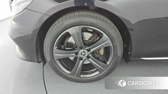 Mercedes-Benz E-Class W213 id 5018957 из Кореи 26