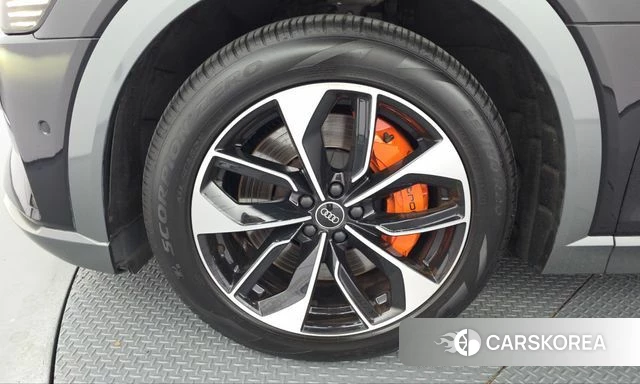 Audi e-Tron id 4992189 из Кореи 34