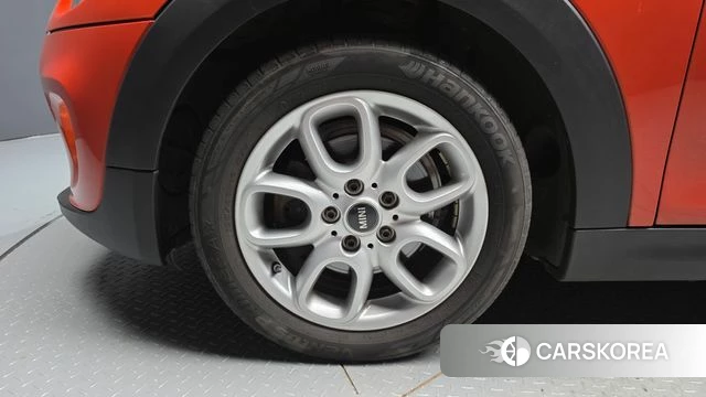 Mini Cooper Convertible id 4918658 из Кореи 15