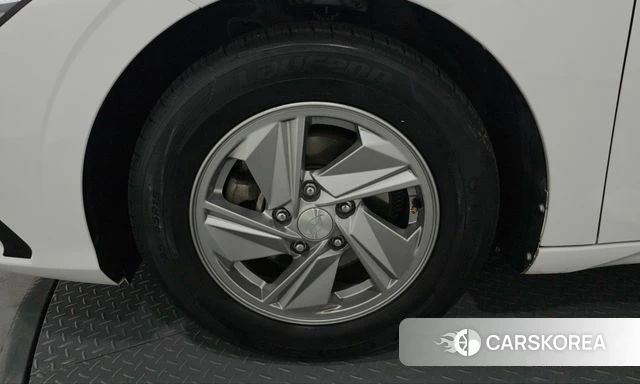 Hyundai The New Avante (CN7) id 5027062 из Кореи 25