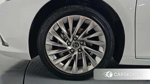 Lexus ES300h 7th generation id 5011511 из Кореи 15