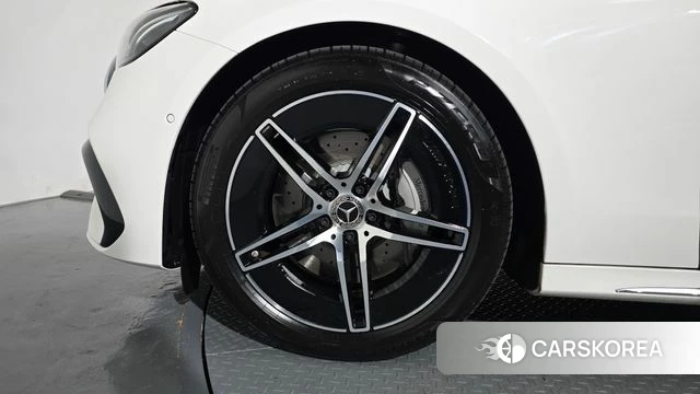 Mercedes-Benz E-Class W214 id 4714937 из Кореи 15