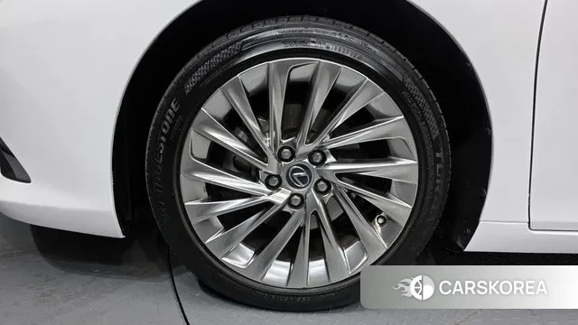 Lexus ES300h 7th generation id 3478214 из Кореи 15