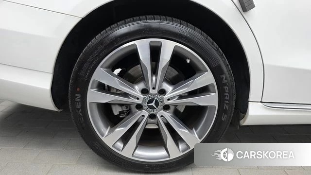 Mercedes-Benz C-Class W205 id 4987121 из Кореи 15