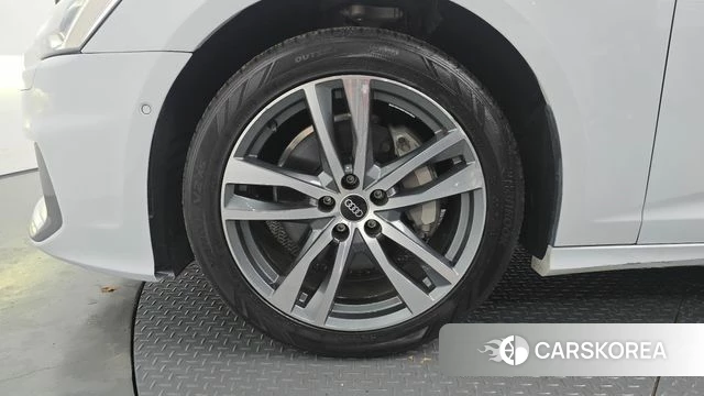 Audi A6 (C8) id 5027970 из Кореи 26