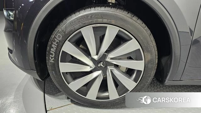 Tesla Model Y id 4375027 из Кореи 29