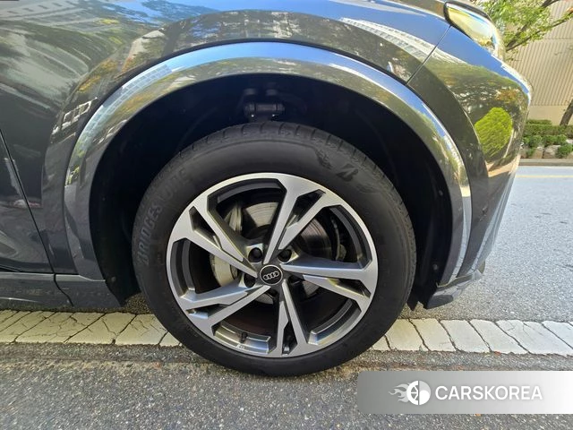 Audi Q6 e-Tron (GF) 2025 Серый из Кореи, фото 6