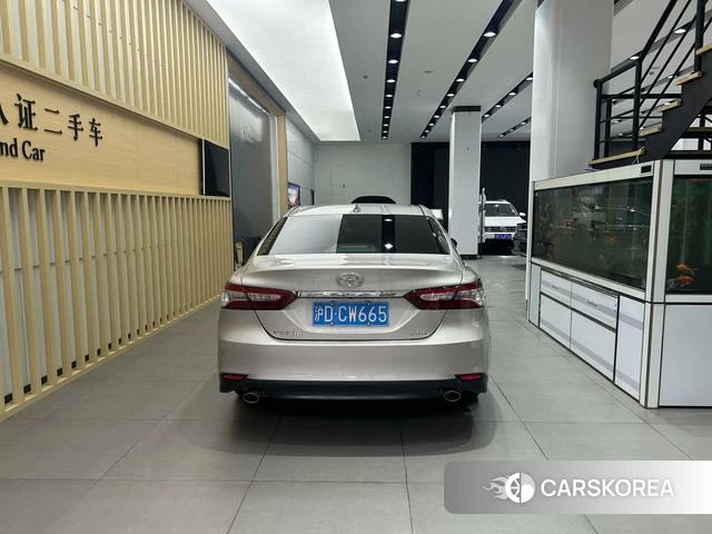 Toyota Camry 2022 Шампань из Китая, фото 5