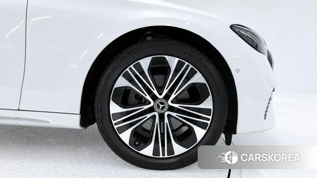 Mercedes-Benz E-Class W214 id 5001401 из Кореи 15