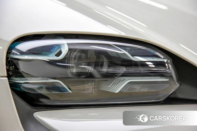 Porsche Taycan id 4683478 из Кореи 15