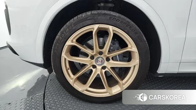 Porsche Cayenne (PO536) id 3306365 из Кореи 15