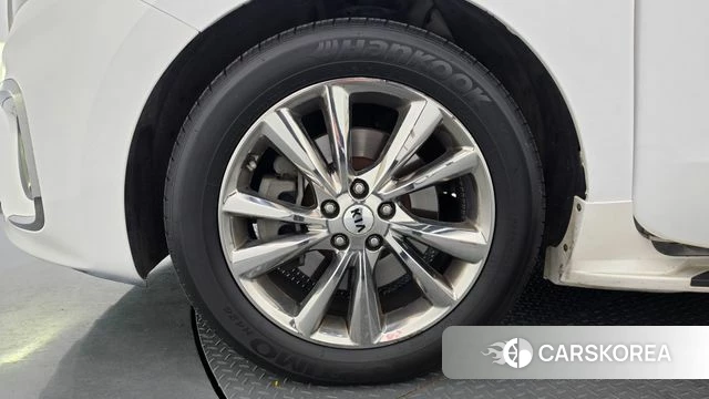 Kia The New Carnival id 4856218 из Кореи 15