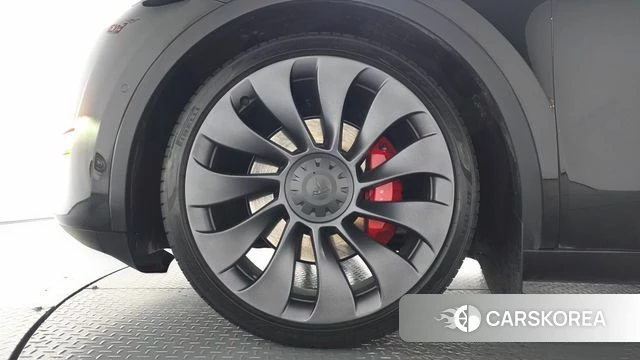 Tesla Model Y id 4917973 из Кореи 29