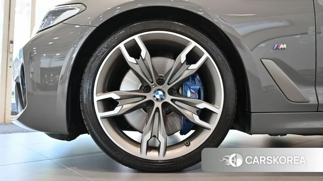 BMW 5 Series (G30) id 4952162 из Кореи 15