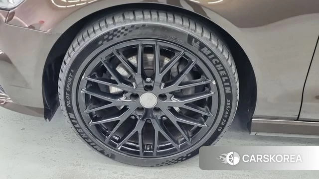 Audi New A6 id 4993552 из Кореи 15