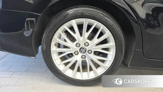 Toyota Camry (XV70) id 4960171 из Кореи 27