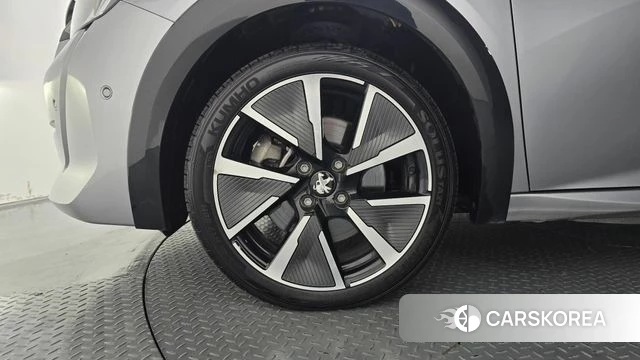Peugeot e-208 second Generation id 4917299 из Кореи 28