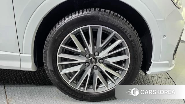 Audi Q3 (F3) id 4996611 из Кореи 15