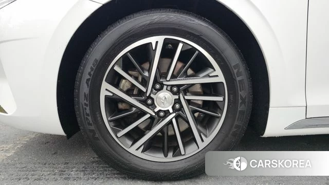 Hyundai The New Grandeur IG id 5018008 из Кореи 29