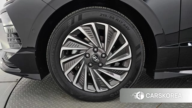 Hyundai Sonata D Edge Hybrid (DN8) id 5020990 из Кореи 29