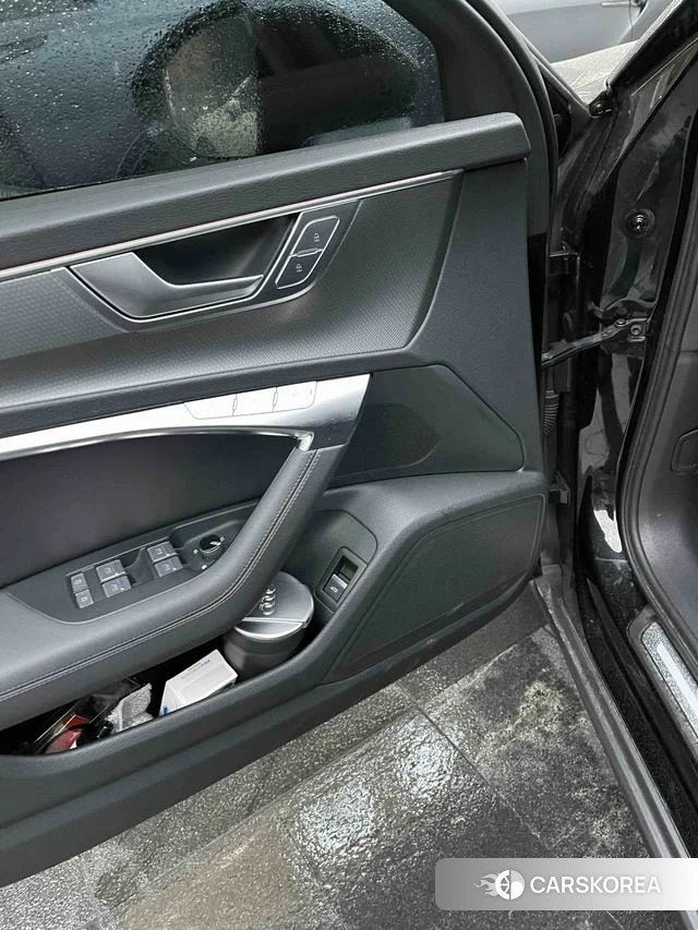 Audi A6 2022 Черный из Китая, фото 6