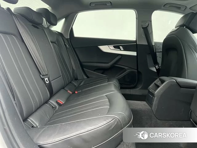 Audi A4L 2024 Белый из Китая, фото 5