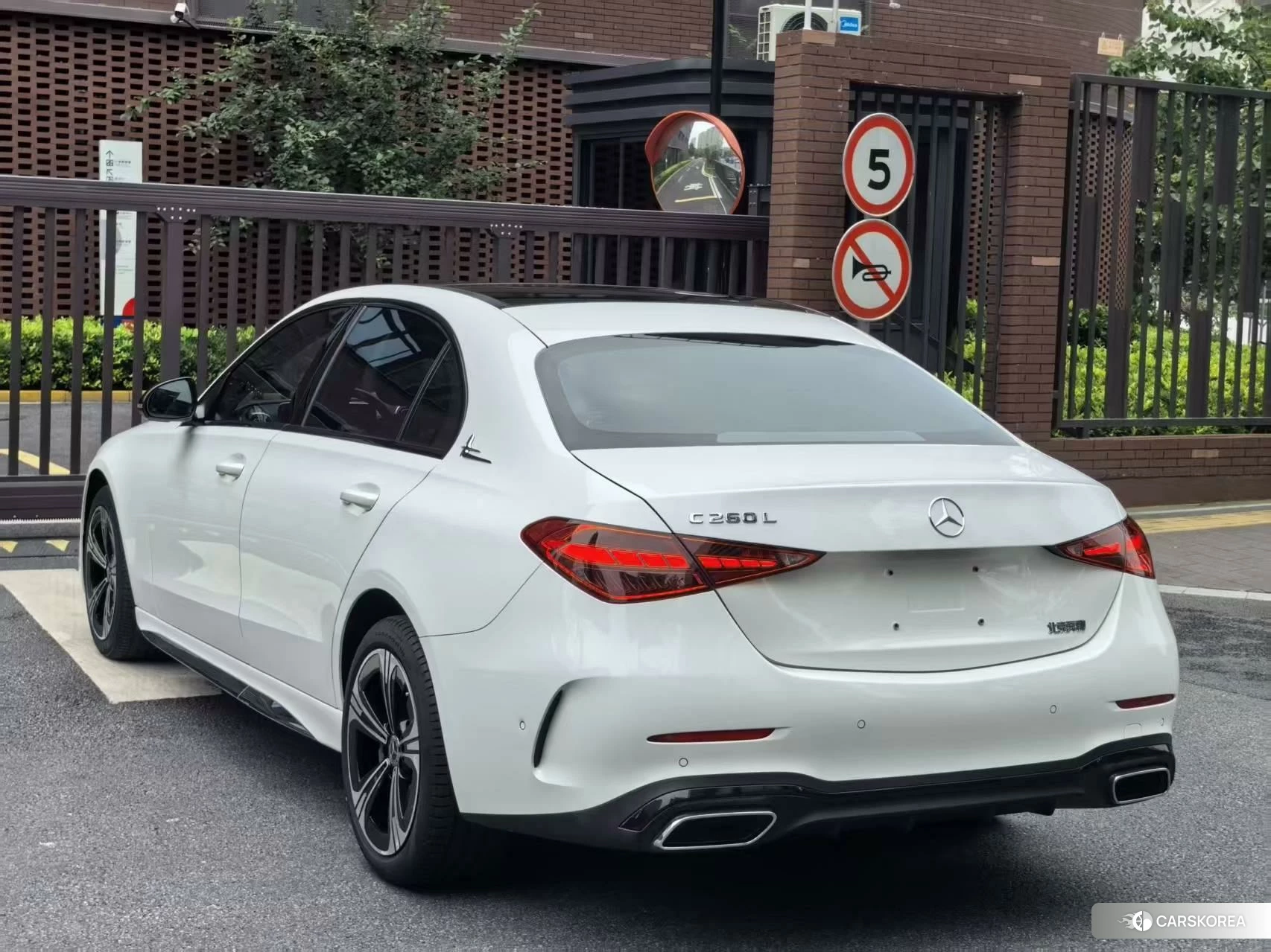 Mercedes-Benz C-class 2021 Белый из Китая, фото 5