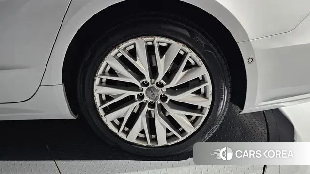 Audi A7 (4K) id 3324317 из Кореи 15