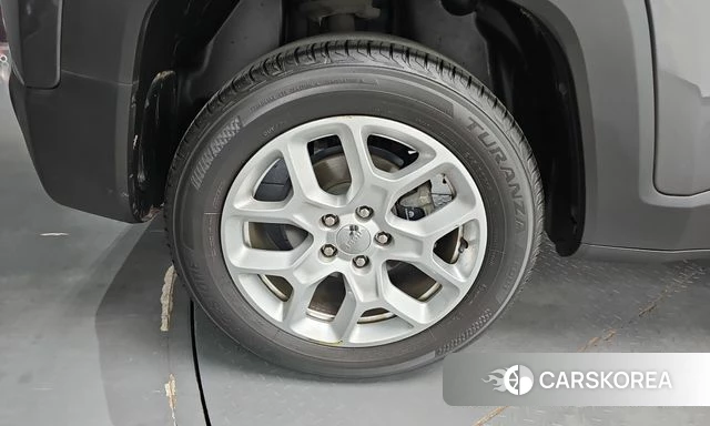 Jeep Renegade id 4977981 из Кореи 25