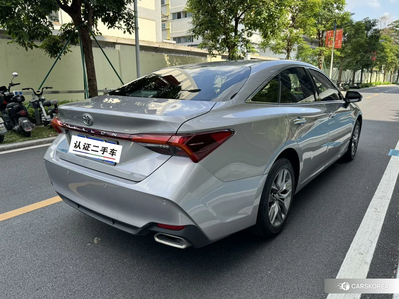Toyota Avalon 2019 Серебристо-серый из Китая, фото 5