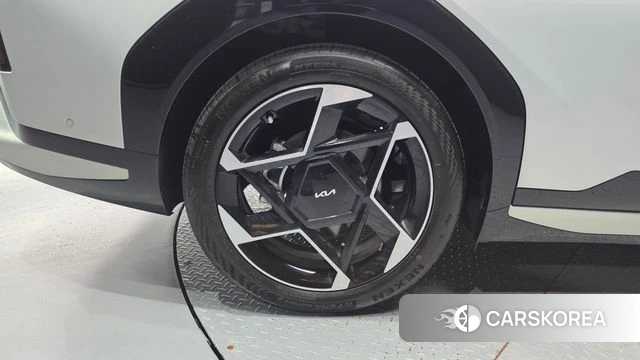 Kia EV4 id 4904138 из Кореи 32